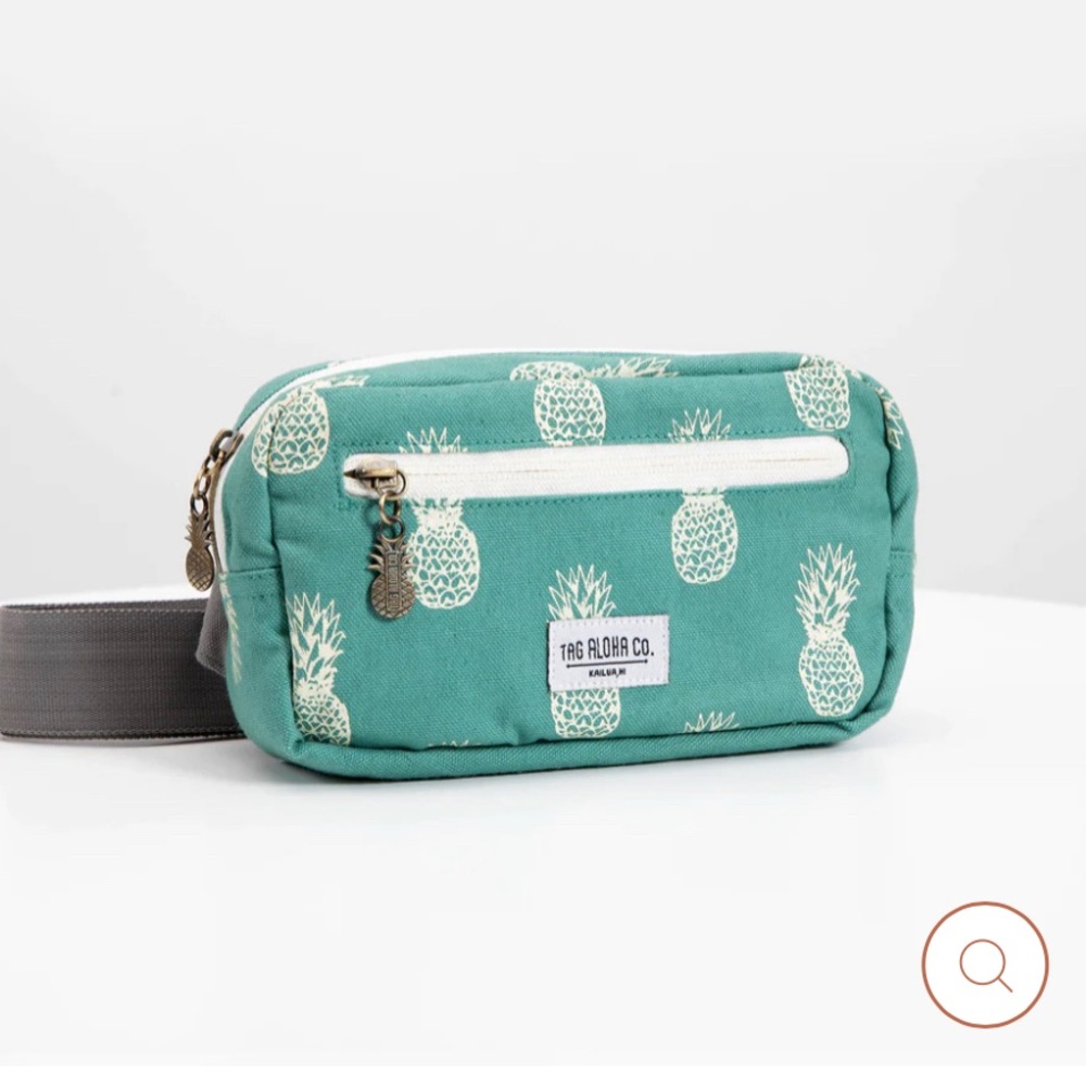 🌺Tag Aloha Company Beach Bum Belt Bag, Teal Pineapple